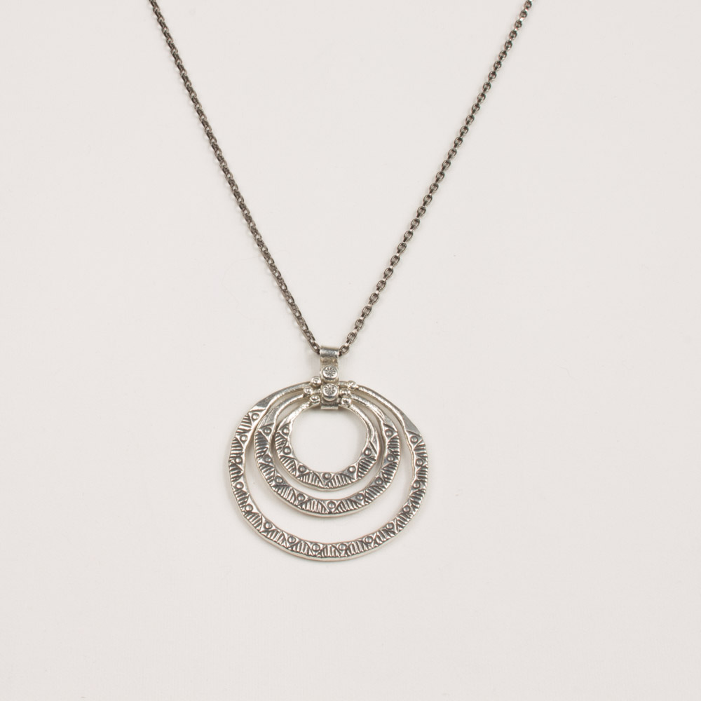 Hilltribe Silver Circle Pendant Necklace Amasor Jewelry