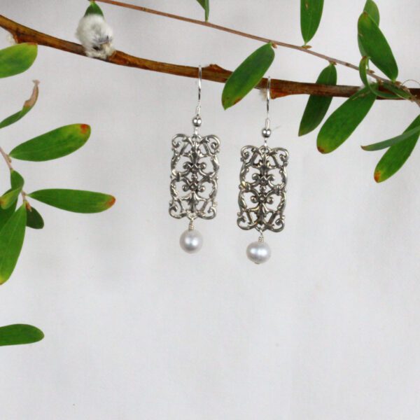 sterling silver rectangle shaped earrings with pearl drop